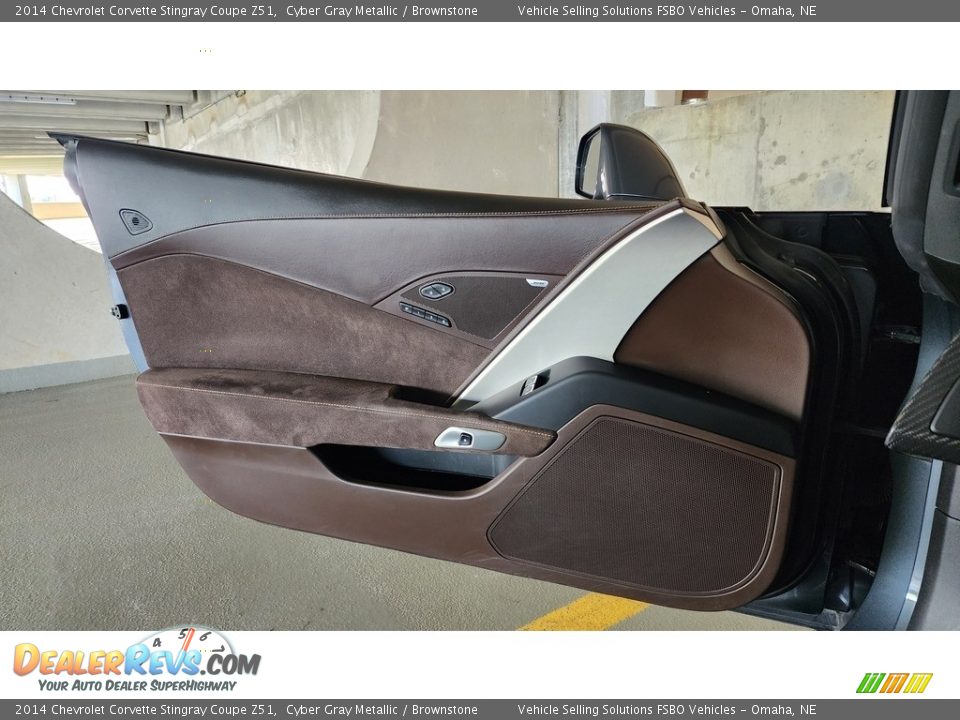 Door Panel of 2014 Chevrolet Corvette Stingray Coupe Z51 Photo #2