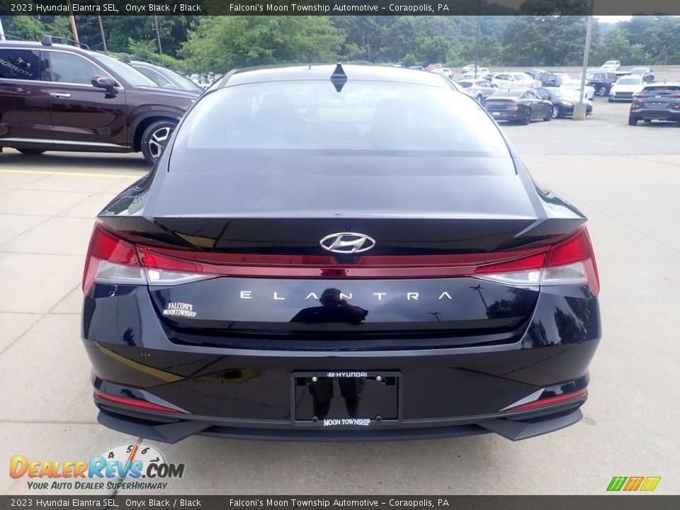 2023 Hyundai Elantra SEL Onyx Black / Black Photo #3