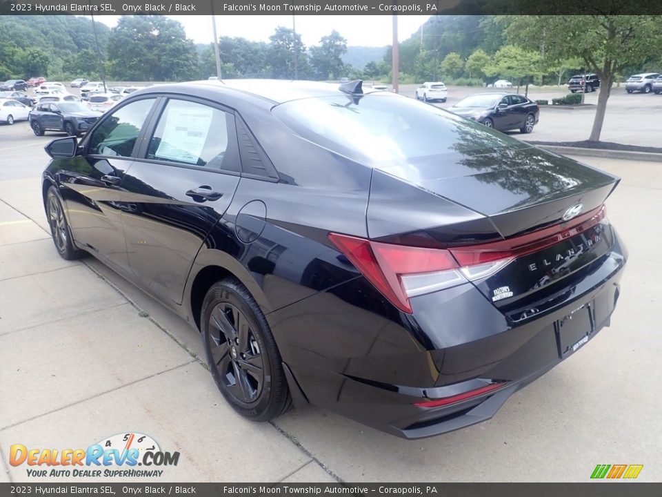 2023 Hyundai Elantra SEL Onyx Black / Black Photo #5