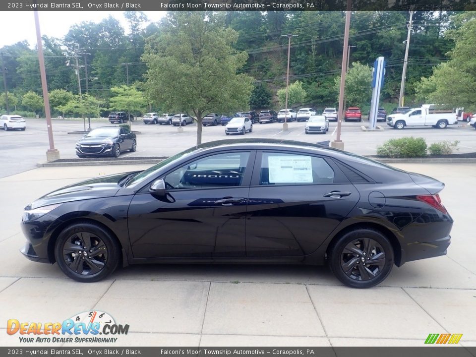2023 Hyundai Elantra SEL Onyx Black / Black Photo #6