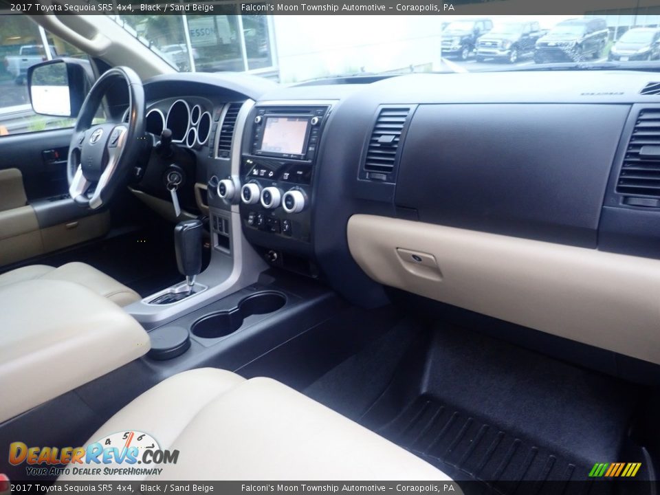 Dashboard of 2017 Toyota Sequoia SR5 4x4 Photo #12