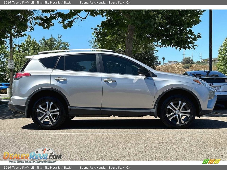 2016 Toyota RAV4 LE Silver Sky Metallic / Black Photo #3