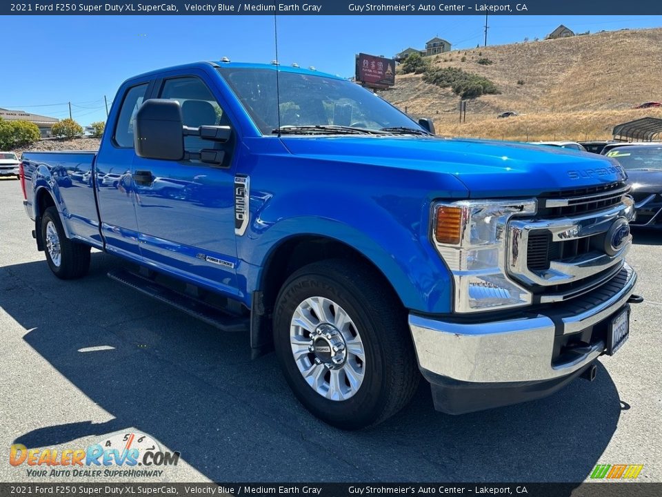 Front 3/4 View of 2021 Ford F250 Super Duty XL SuperCab Photo #1