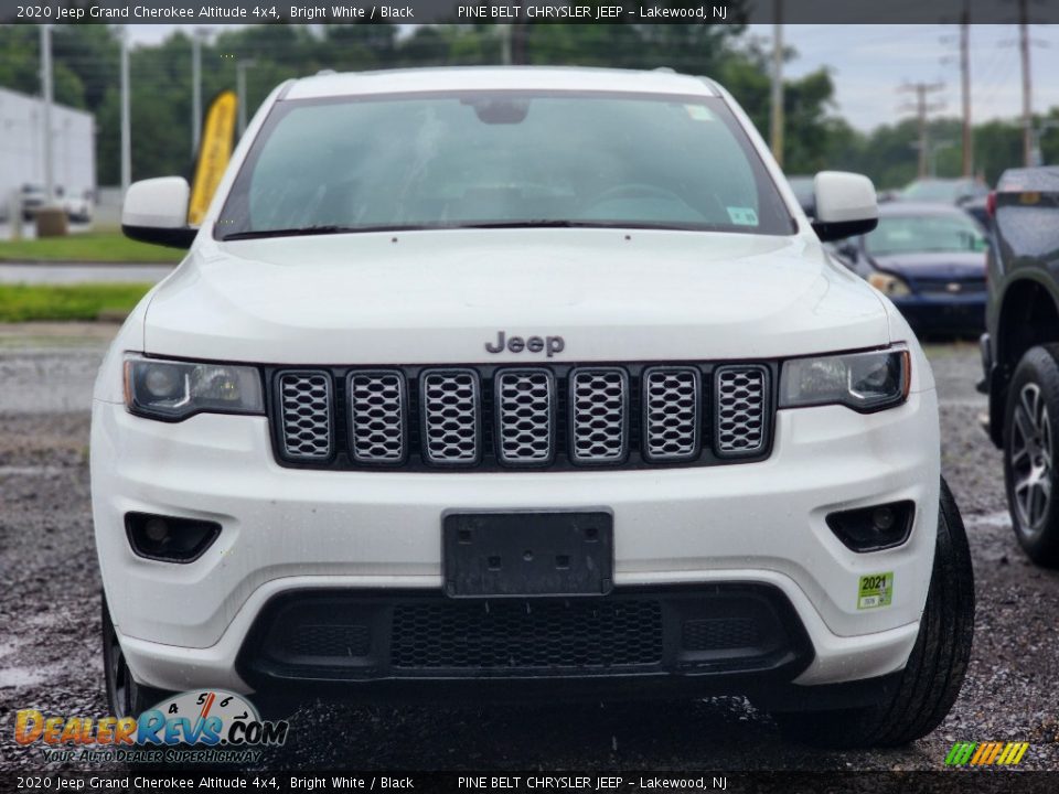 2020 Jeep Grand Cherokee Altitude 4x4 Bright White / Black Photo #2