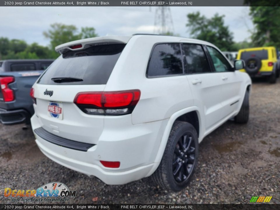 2020 Jeep Grand Cherokee Altitude 4x4 Bright White / Black Photo #3