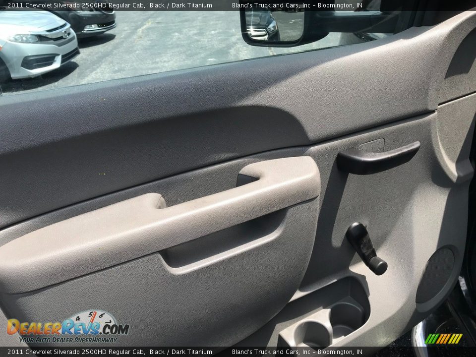 Door Panel of 2011 Chevrolet Silverado 2500HD Regular Cab Photo #11