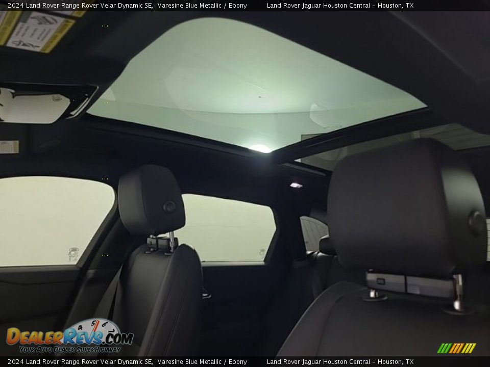 Sunroof of 2024 Land Rover Range Rover Velar Dynamic SE Photo #24