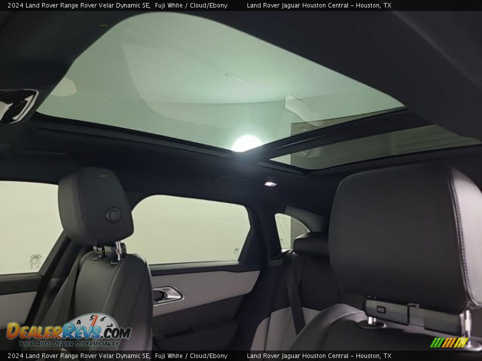 Sunroof of 2024 Land Rover Range Rover Velar Dynamic SE Photo #24