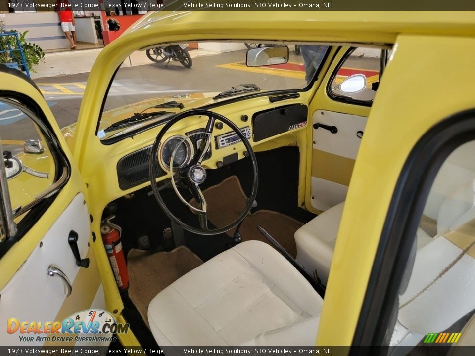 Beige Interior - 1973 Volkswagen Beetle Coupe Photo #2
