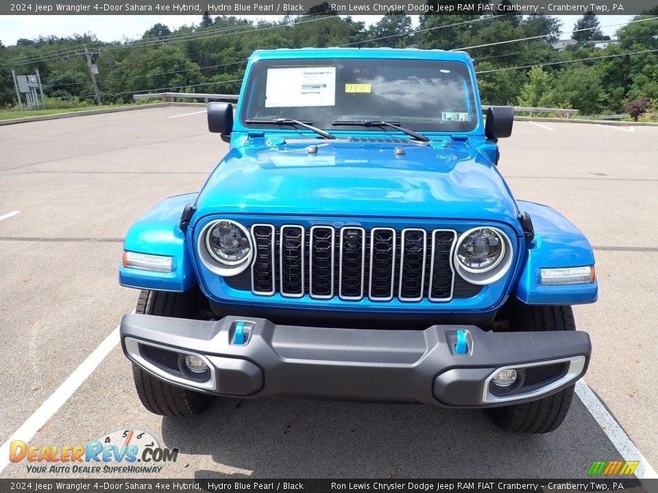 2024 Jeep Wrangler 4-Door Sahara 4xe Hybrid Hydro Blue Pearl / Black Photo #8