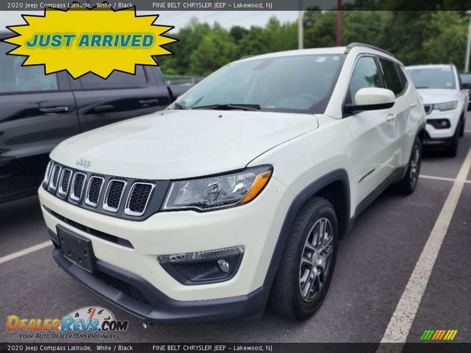 2020 Jeep Compass Latitude White / Black Photo #1