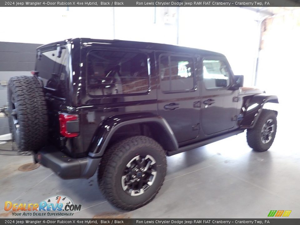 2024 Jeep Wrangler 4-Door Rubicon X 4xe Hybrid Black / Black Photo #5