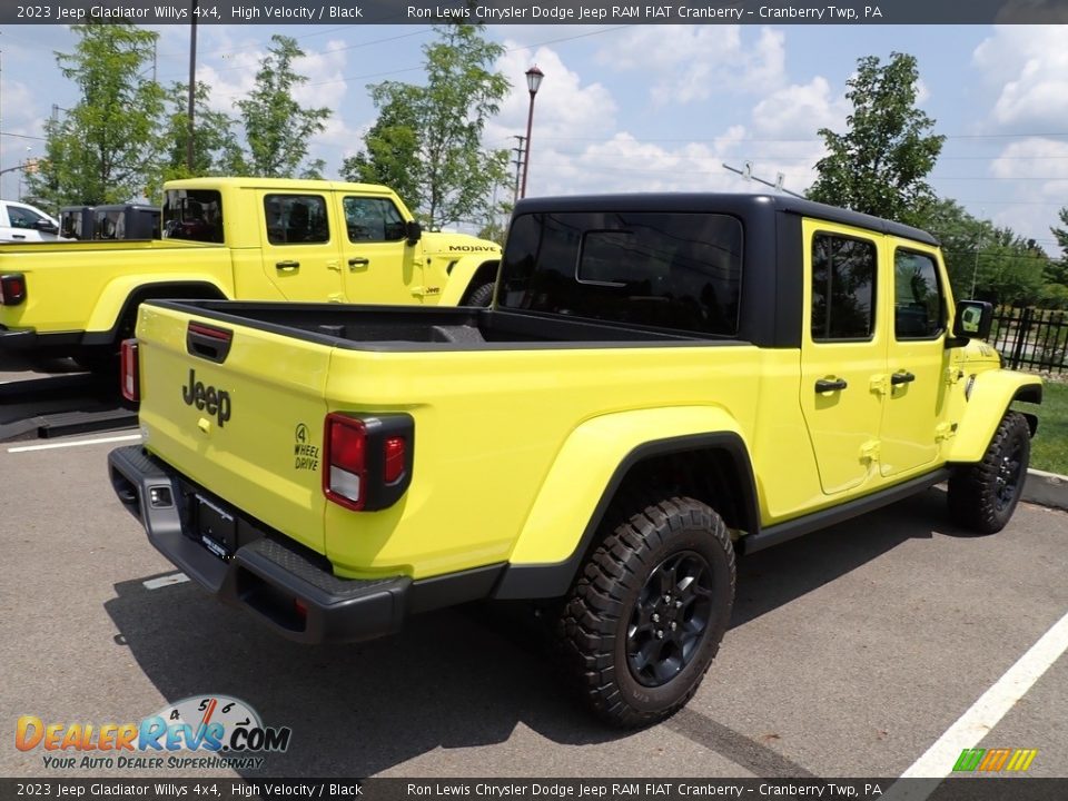 2023 Jeep Gladiator Willys 4x4 High Velocity / Black Photo #5