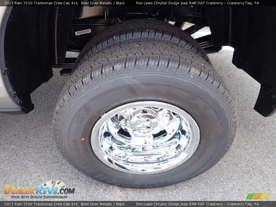 2023 Ram 3500 Tradesman Crew Cab 4x4 Billet Silver Metallic / Black Photo #3