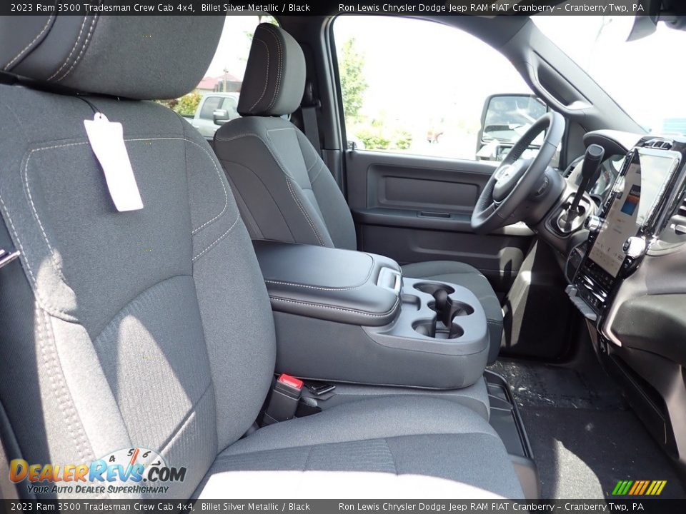 2023 Ram 3500 Tradesman Crew Cab 4x4 Billet Silver Metallic / Black Photo #11