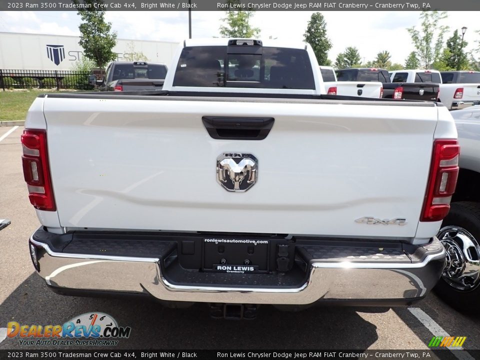 2023 Ram 3500 Tradesman Crew Cab 4x4 Bright White / Black Photo #10