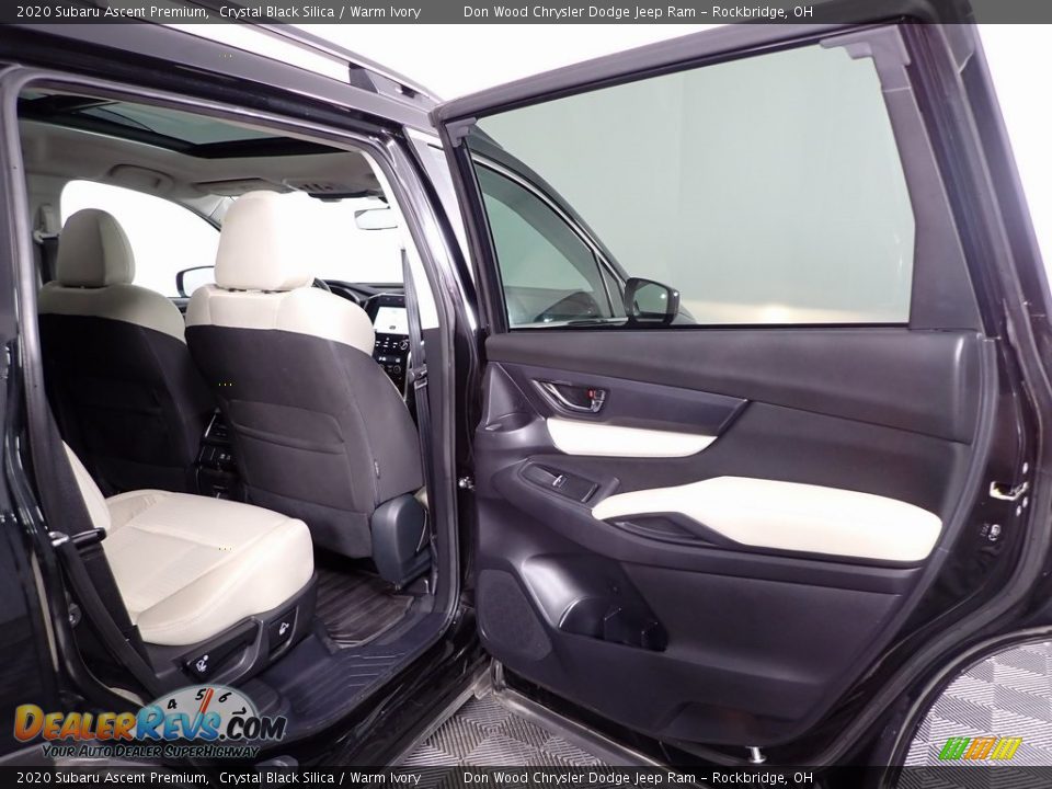 2020 Subaru Ascent Premium Crystal Black Silica / Warm Ivory Photo #34