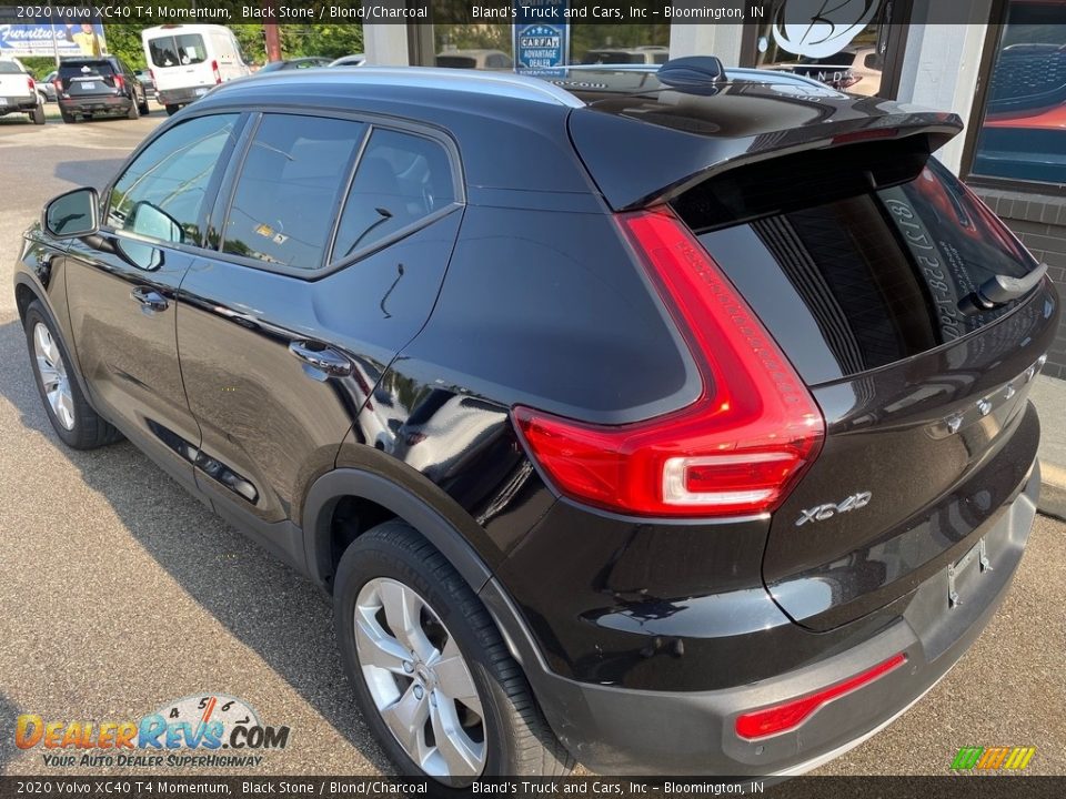 2020 Volvo XC40 T4 Momentum Black Stone / Blond/Charcoal Photo #7