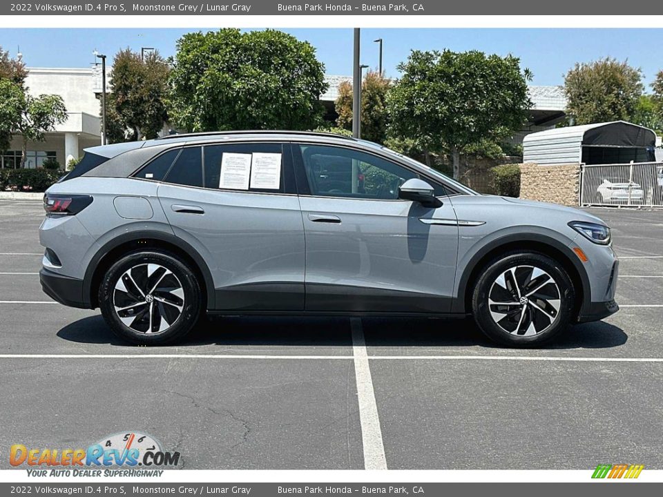 Moonstone Grey 2022 Volkswagen ID.4 Pro S Photo #3