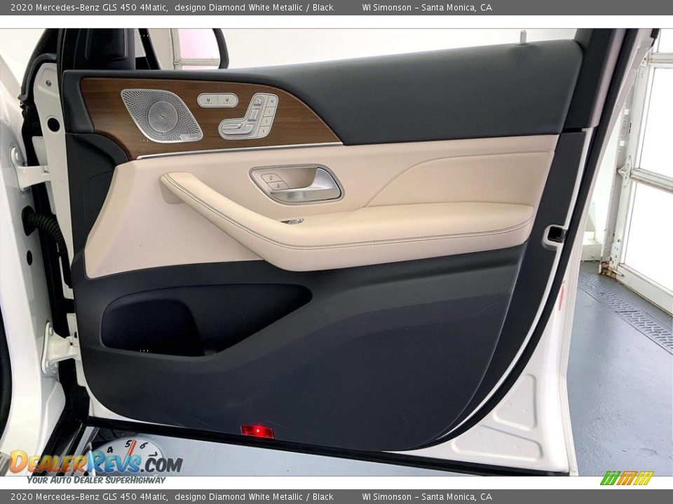 Door Panel of 2020 Mercedes-Benz GLS 450 4Matic Photo #27