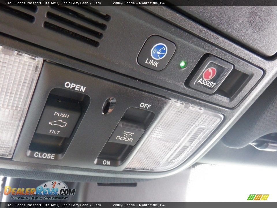 Controls of 2022 Honda Passport Elite AWD Photo #20