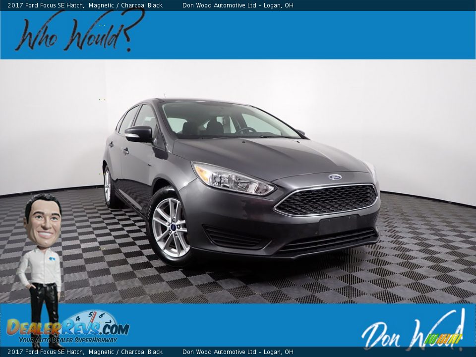 2017 Ford Focus SE Hatch Magnetic / Charcoal Black Photo #1