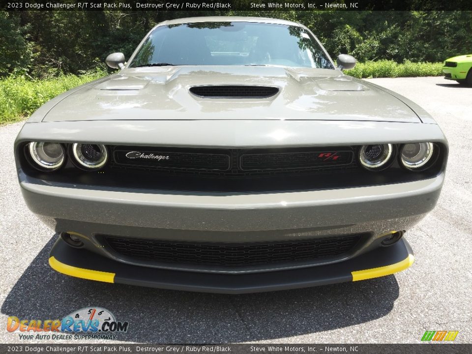 2023 Dodge Challenger R/T Scat Pack Plus Destroyer Grey / Ruby Red/Black Photo #3