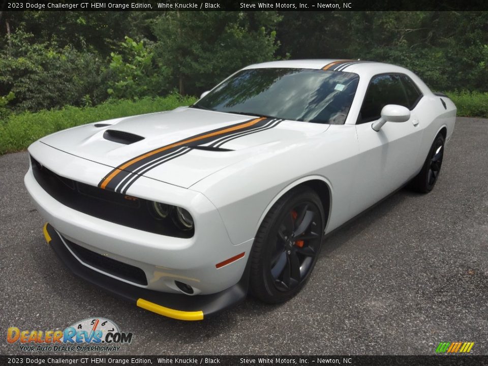 Front 3/4 View of 2023 Dodge Challenger GT HEMI Orange Edition Photo #2