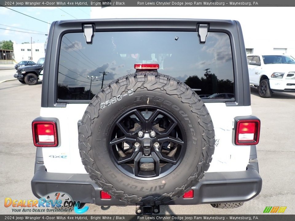 2024 Jeep Wrangler 4-Door Willys 4xe Hybrid Bright White / Black Photo #4