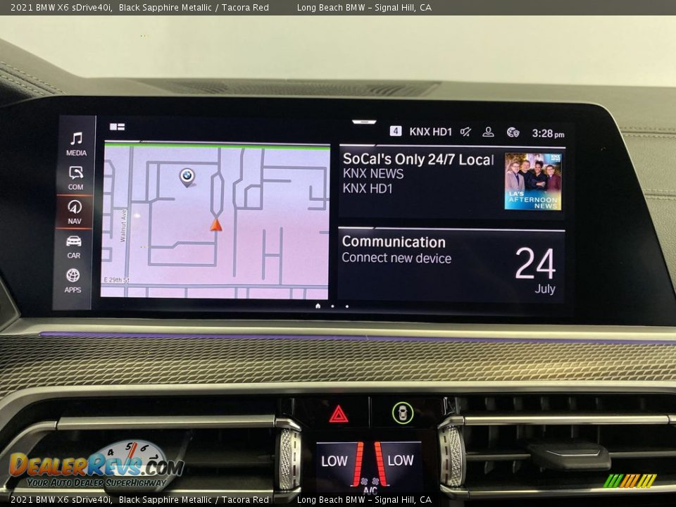 Controls of 2021 BMW X6 sDrive40i Photo #23