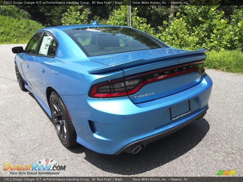 2023 Dodge Charger R/T w/Performance Handling Group B5 Blue Pearl / Black Photo #8