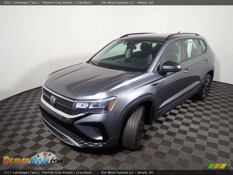 2022 Volkswagen Taos S Platinum Gray Metallic / Gray/Black Photo #8