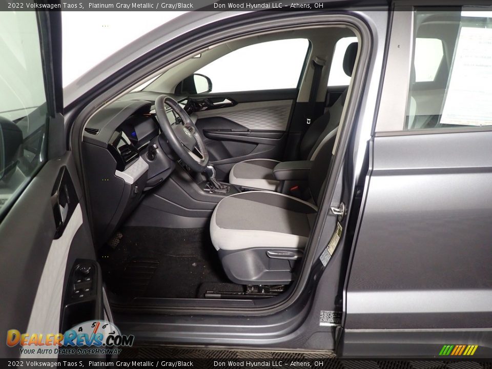 Front Seat of 2022 Volkswagen Taos S Photo #18