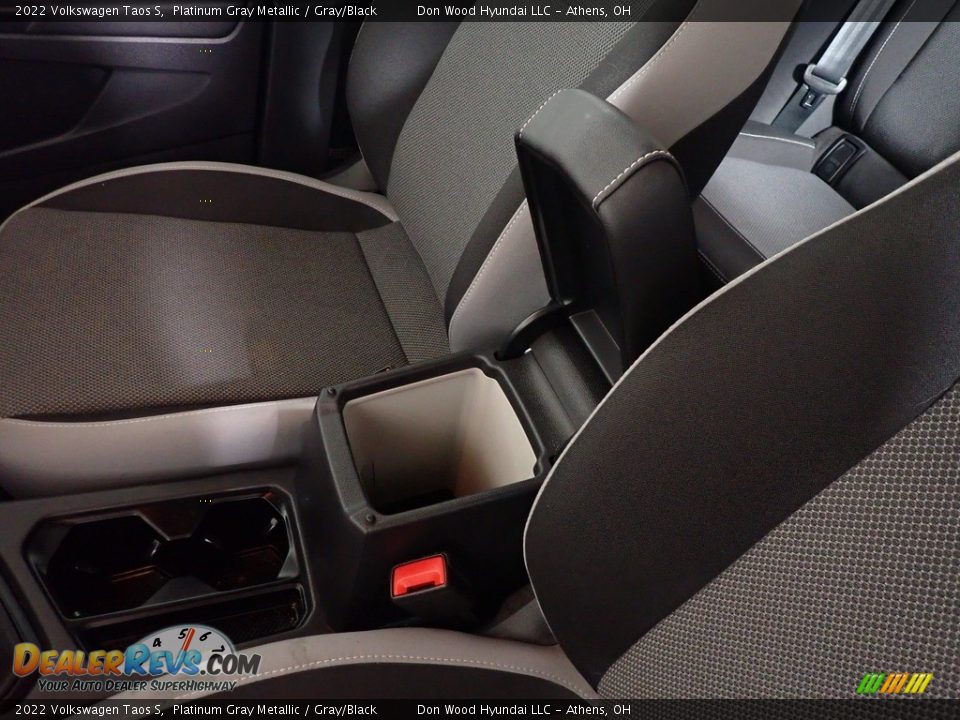 2022 Volkswagen Taos S Platinum Gray Metallic / Gray/Black Photo #28