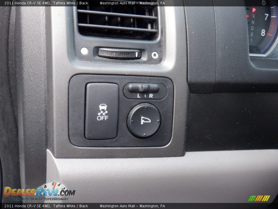 2011 Honda CR-V SE 4WD Taffeta White / Black Photo #4