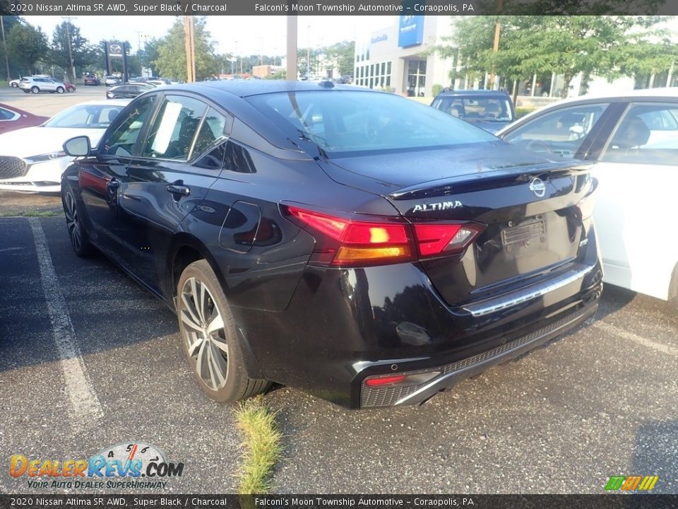 2020 Nissan Altima SR AWD Super Black / Charcoal Photo #2