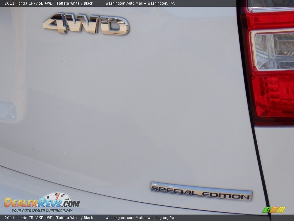 2011 Honda CR-V SE 4WD Taffeta White / Black Photo #14