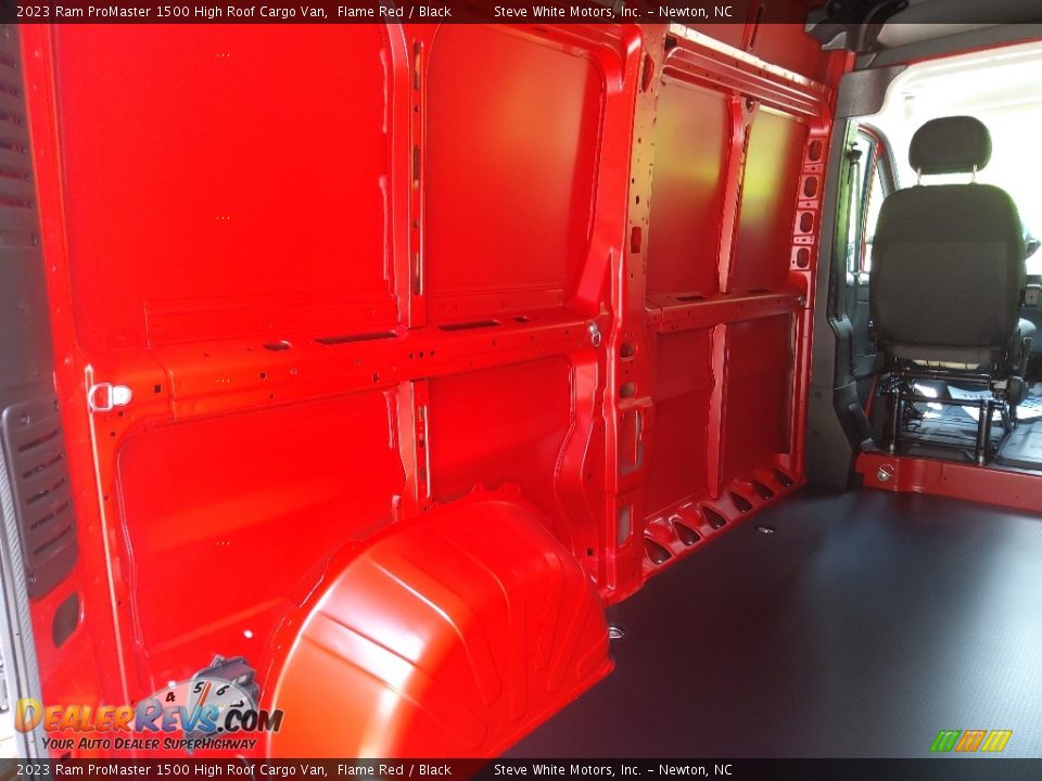 2023 Ram ProMaster 1500 High Roof Cargo Van Flame Red / Black Photo #14
