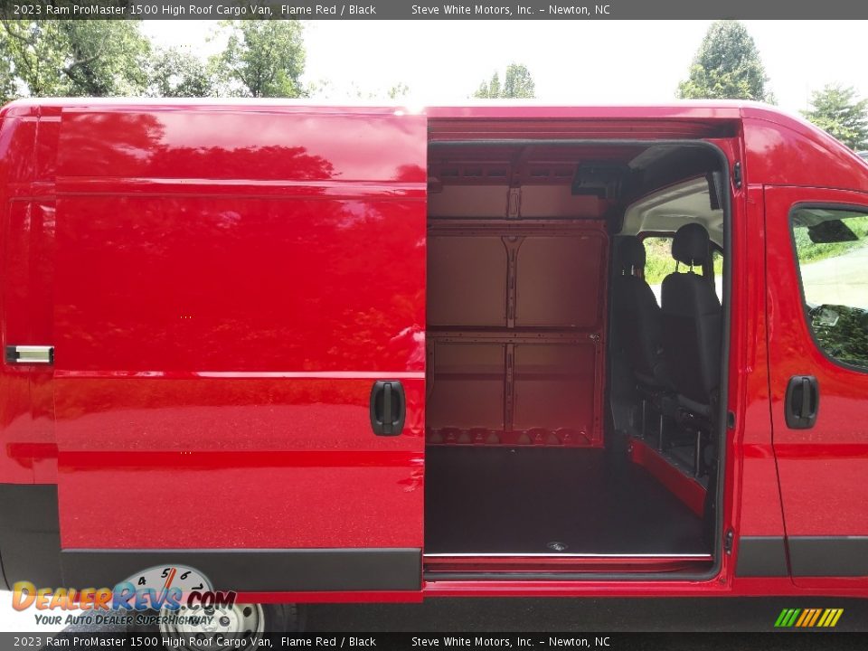 2023 Ram ProMaster 1500 High Roof Cargo Van Flame Red / Black Photo #15