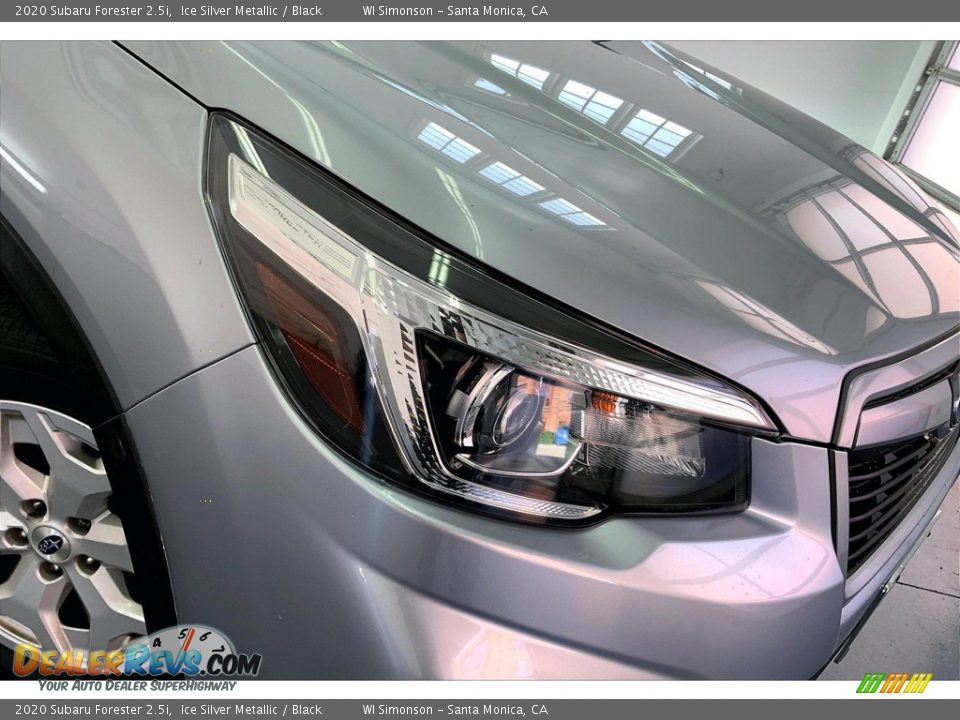 2020 Subaru Forester 2.5i Ice Silver Metallic / Black Photo #27