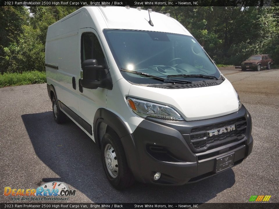 2023 Ram ProMaster 2500 High Roof Cargo Van Bright White / Black Photo #4