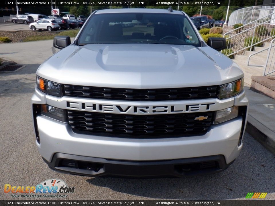 2021 Chevrolet Silverado 1500 Custom Crew Cab 4x4 Silver Ice Metallic / Jet Black Photo #10