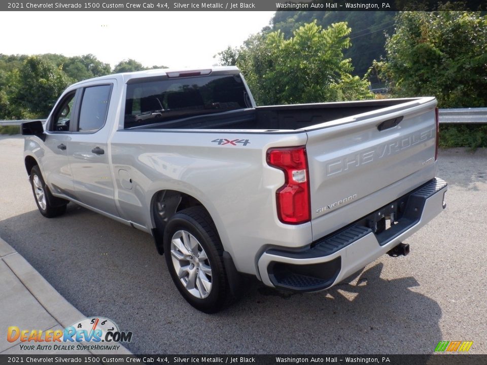 2021 Chevrolet Silverado 1500 Custom Crew Cab 4x4 Silver Ice Metallic / Jet Black Photo #13