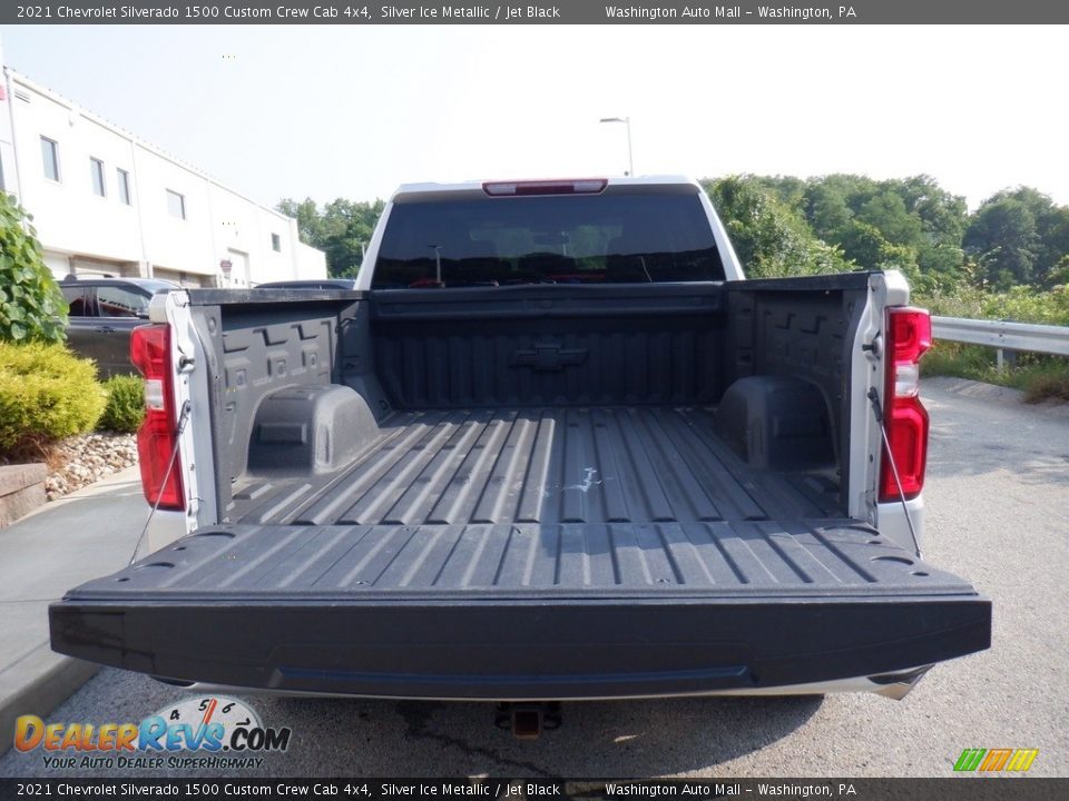 2021 Chevrolet Silverado 1500 Custom Crew Cab 4x4 Silver Ice Metallic / Jet Black Photo #20