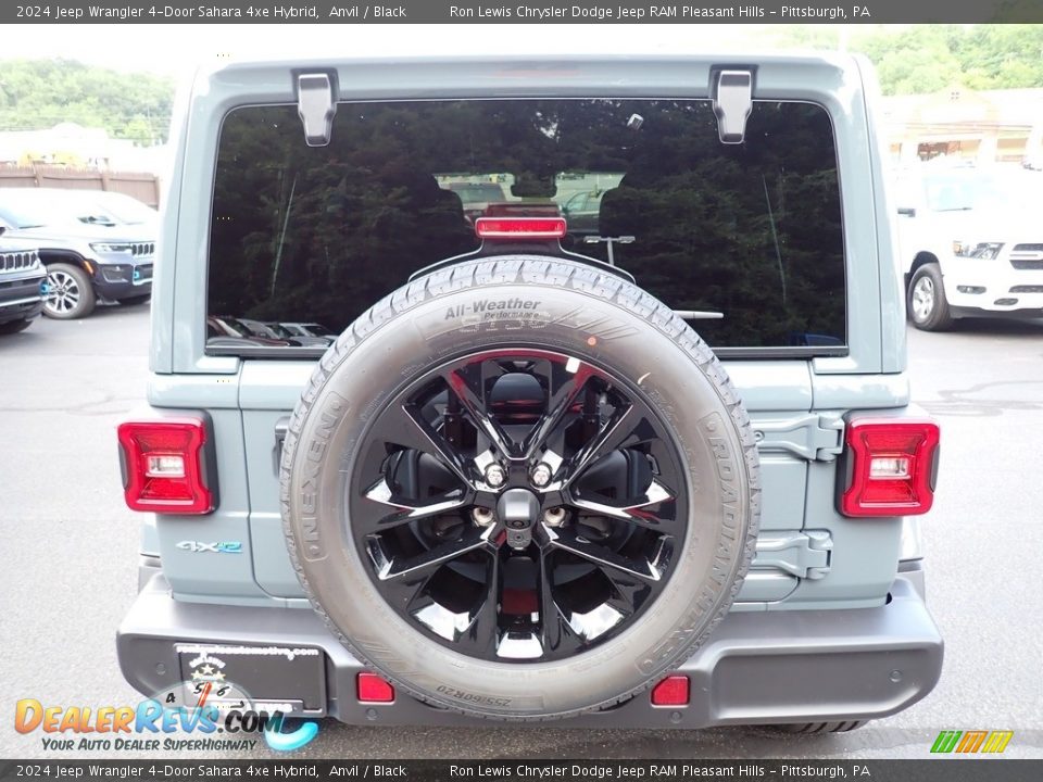 2024 Jeep Wrangler 4-Door Sahara 4xe Hybrid Wheel Photo #4