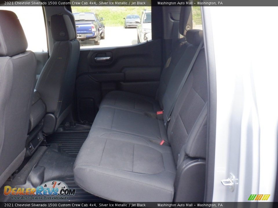 2021 Chevrolet Silverado 1500 Custom Crew Cab 4x4 Silver Ice Metallic / Jet Black Photo #28