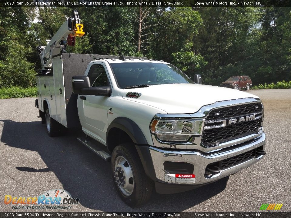 2023 Ram 5500 Tradesman Regular Cab 4x4 Chassis Crane Truck Bright White / Diesel Gray/Black Photo #4