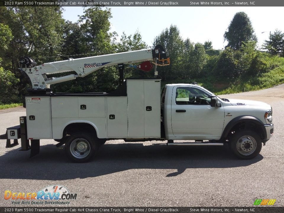 2023 Ram 5500 Tradesman Regular Cab 4x4 Chassis Crane Truck Bright White / Diesel Gray/Black Photo #5