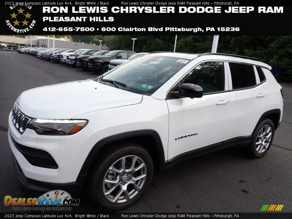 2023 Jeep Compass Latitude Lux 4x4 Bright White / Black Photo #1