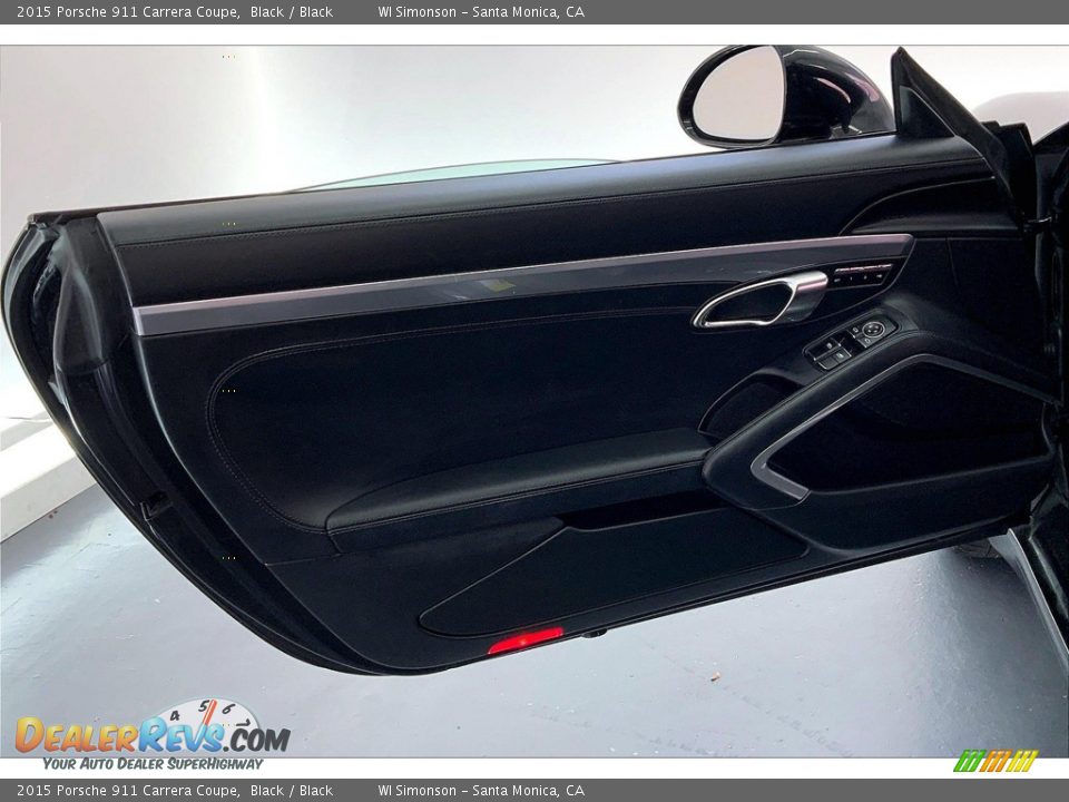 Door Panel of 2015 Porsche 911 Carrera Coupe Photo #21